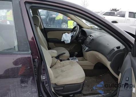 2008 Hyundai Elantra Gls/Se z USA, uszkodzony, nr VIN KMHDU46D88U418328